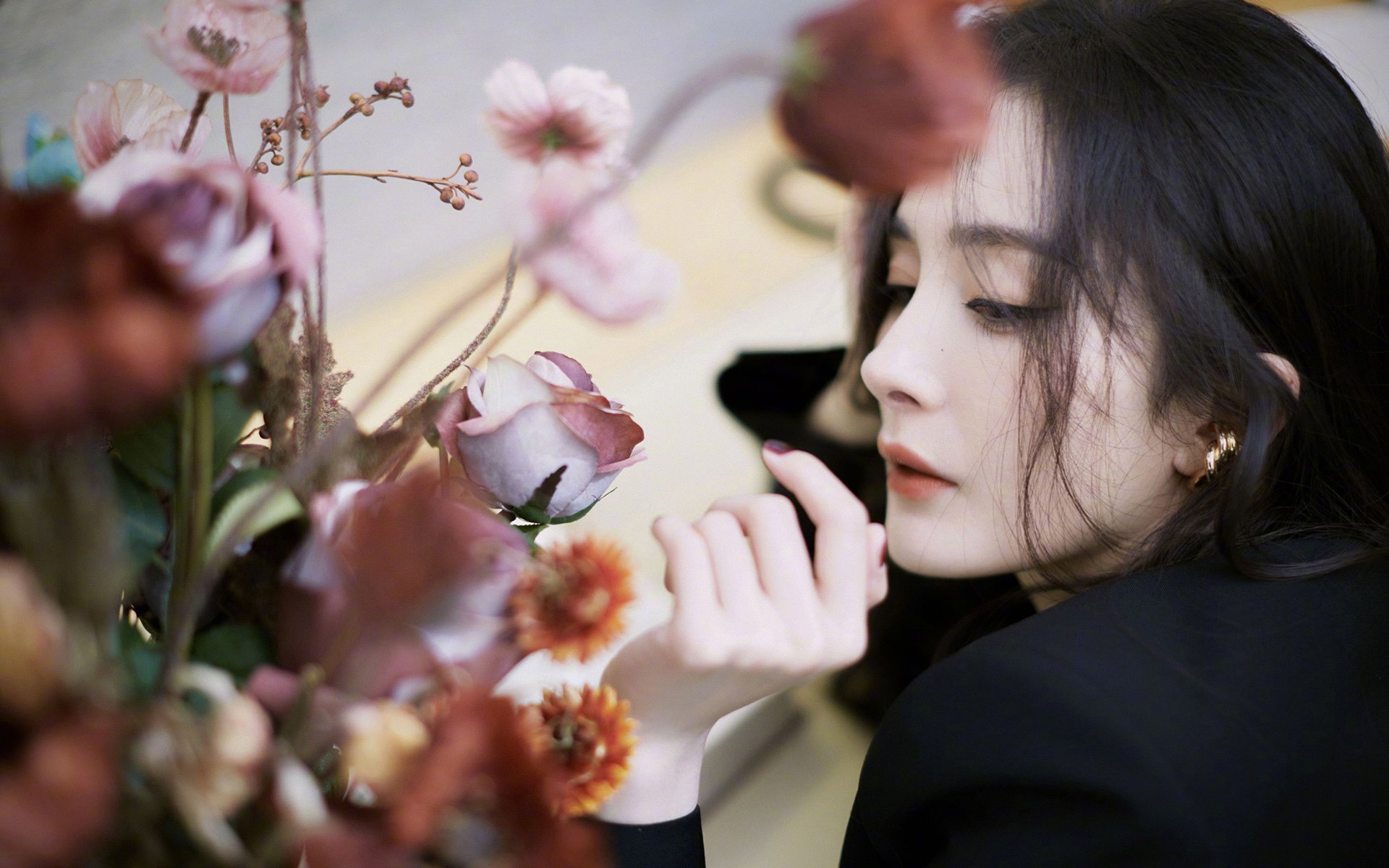 “极速飘逸,漂移成诗”——车手技艺的极限展现,车技漂移视频教学